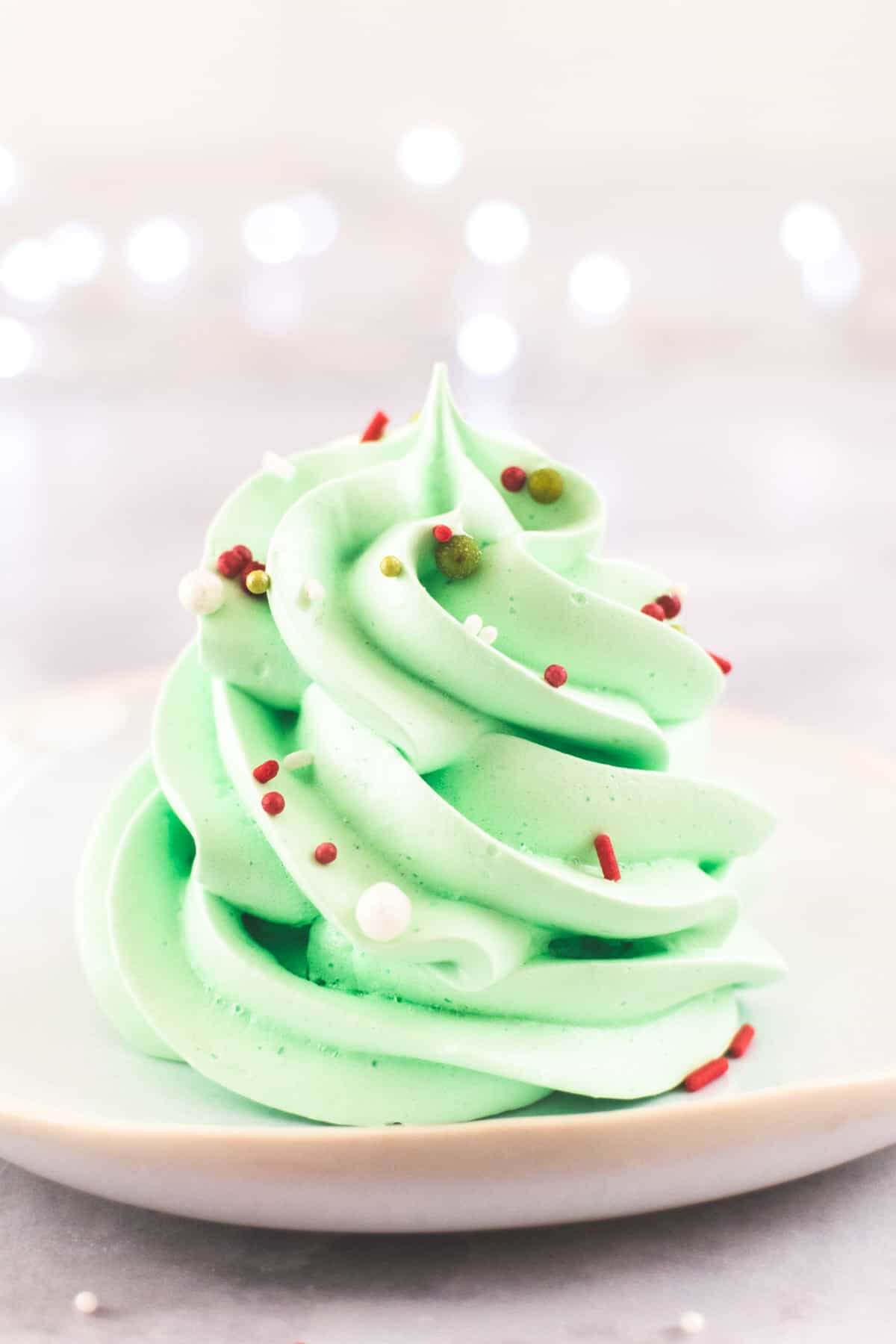 Christmas tree meringues