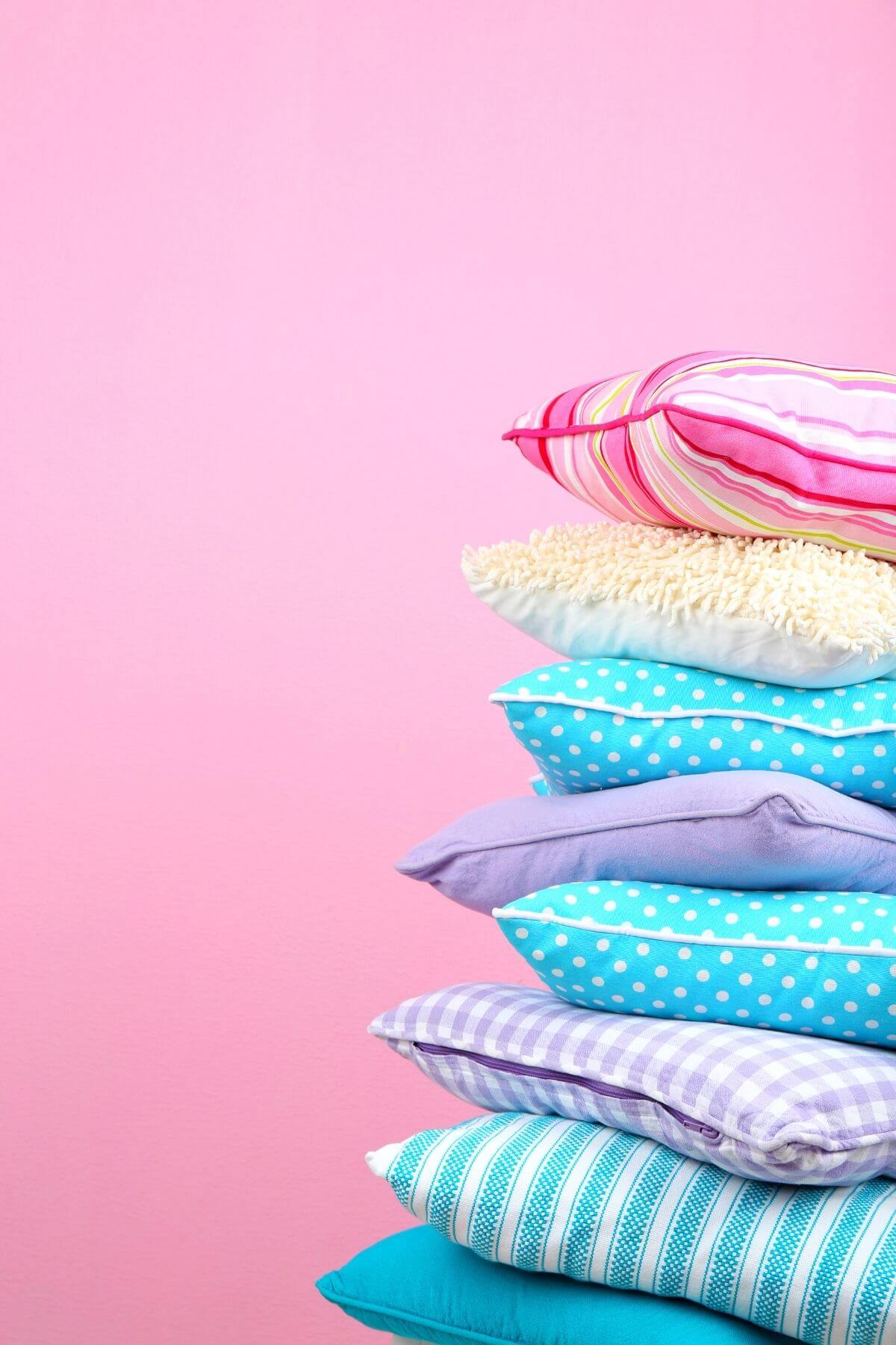 how to wash throw pillows