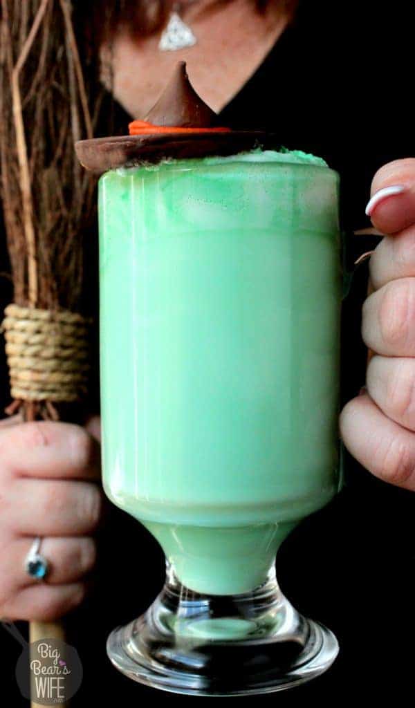 green Halloween hot chocolate