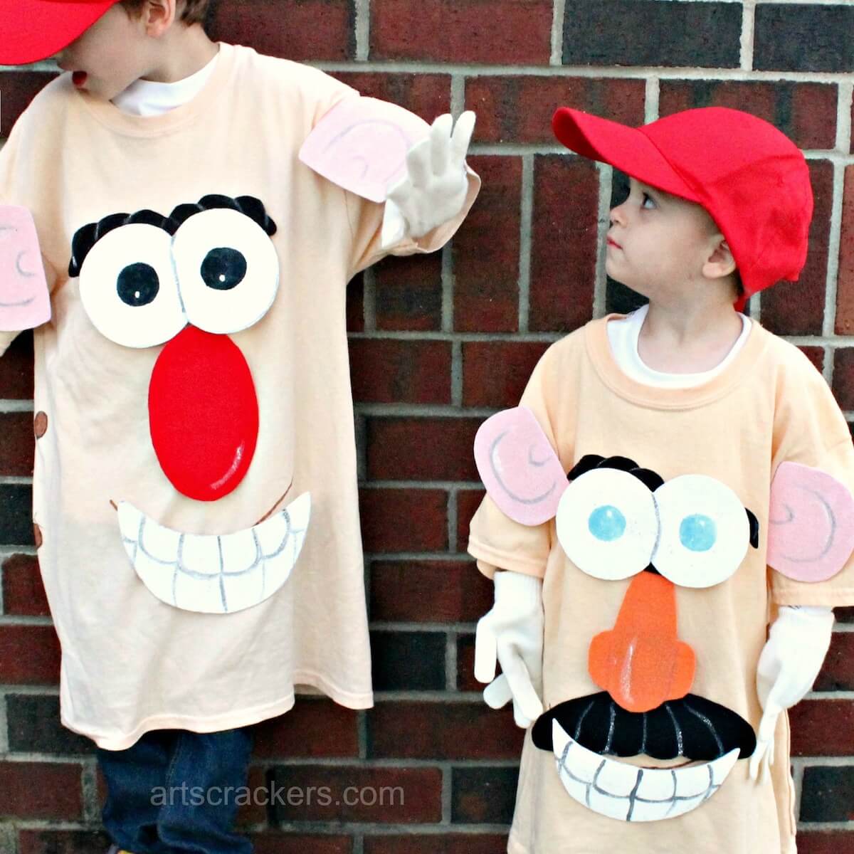 easy diy mr potatohead tshirt costume.