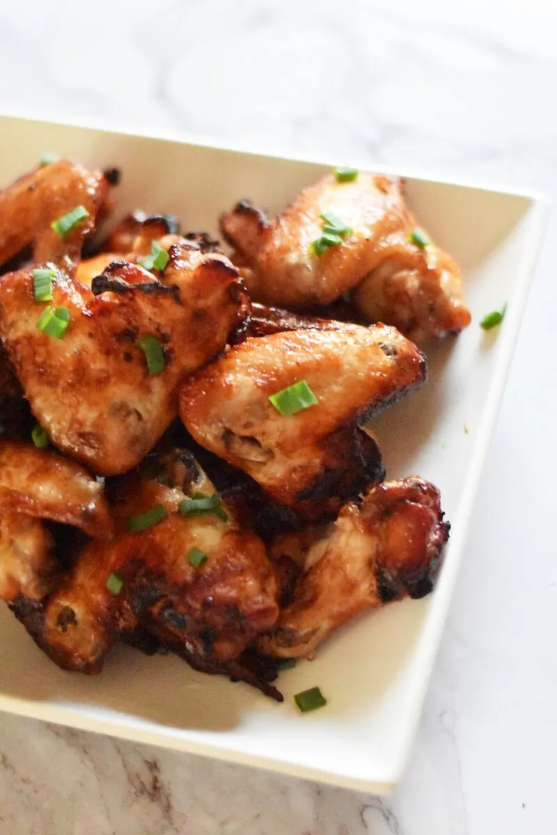 Air fryer chicken wings vertical