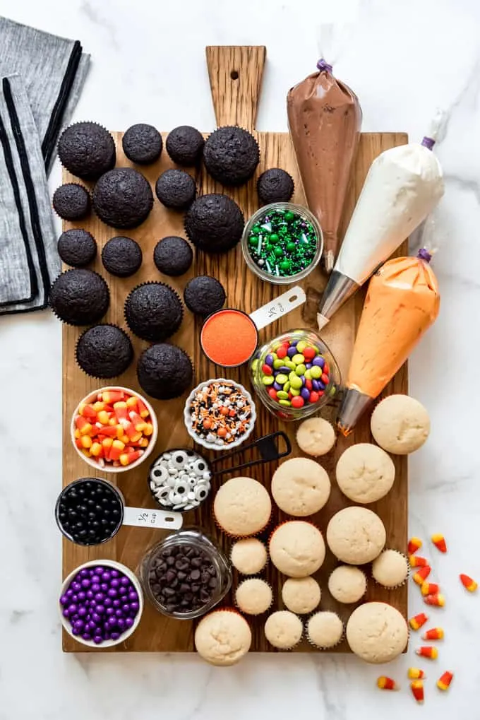 halloween cupcake making platter