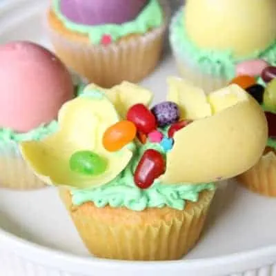 Jellybean and chocolate egg Easter cupcakes