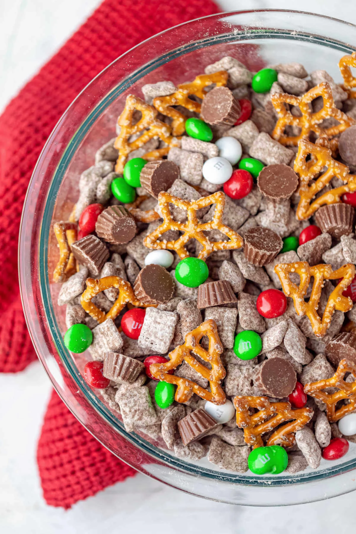 reindeer chow mix